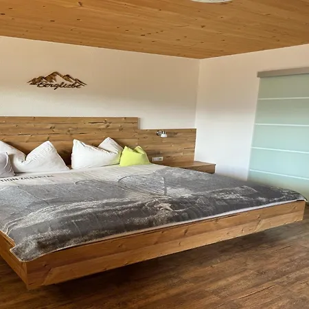 House In With Panoramic Views * Zell am Ziller