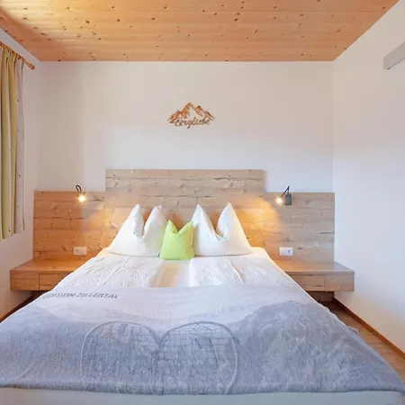 House In With Panoramic Views Σπίτι διακοπών Zell am Ziller