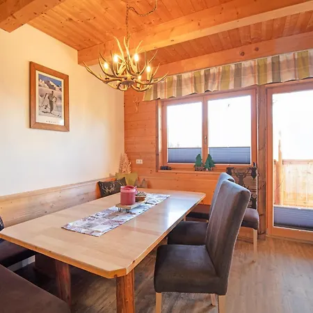 Hébergement de vacances House In With Panoramic Views